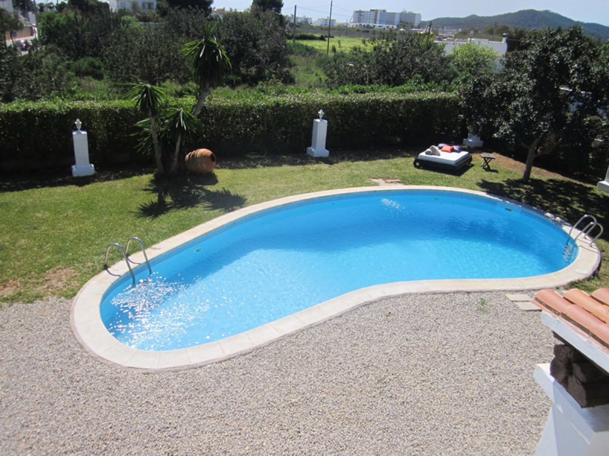 Marvellous villa is placed in Playa D'En Bossa for rent