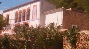 Traditional Ibizan finca with large plot for sale in Ibiza