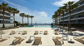 Wonderful apartment for sale with fantastic sea view in Royal Beach, Ibiza