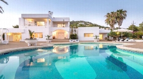 Ultimate holiday house in the heart of Cap Martinet