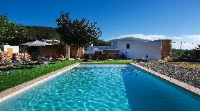 Romantic and antique Villa with Historical Defense Tower