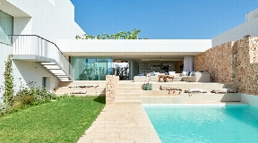 Luxury development including 15 luxury houses in Cala Comte