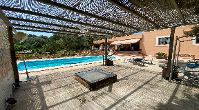 Beautiful bungalow property close to ibiza with Dalt Villa views