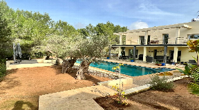 Modern villa with green views in idyllic surroundings of absolute privacy near to Ibiza