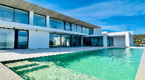 Newly built modern villa in Roca Lisa's gated community with beautiful views