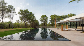 Spacious and bright villa surrounded by nature