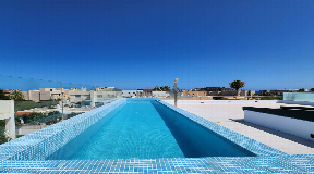 Exceptional penthouse apartment for sale in Illa Plana