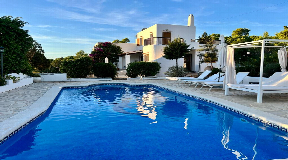 Stunning 3-Bedroom Villa with Sea Views and Pool in Cala Gracio