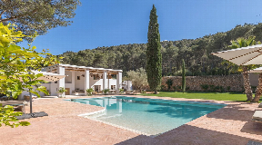 Wonderful refurbished finca in Sa Carroca for sale