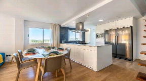 Exquisite penthouse located in the charming area of Puig d'en Valls