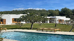 Traditional finca for sale in San Mateo