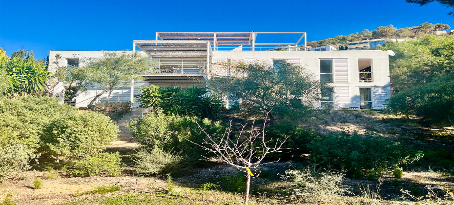 Villa in Talamanca with stunning views and possibility of extending another 400 m2