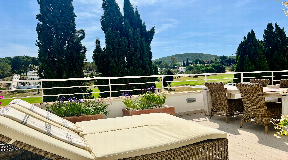 Bright and Stylish Three-Bedroom Property in the Gated Community of Roca Llisa