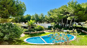 Fully refurbished duplex between Cala Llenya and Cala Nova