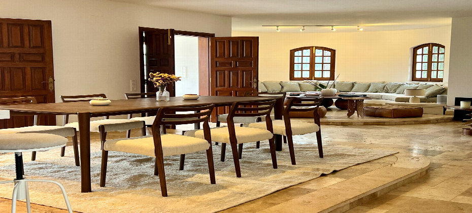 Exquisite Villa with rental license on a Private Oasis