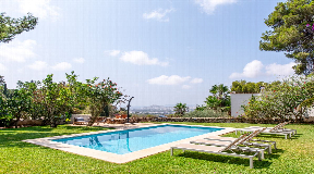 Luxury Villa in Can Furnet with 5 Bedrooms