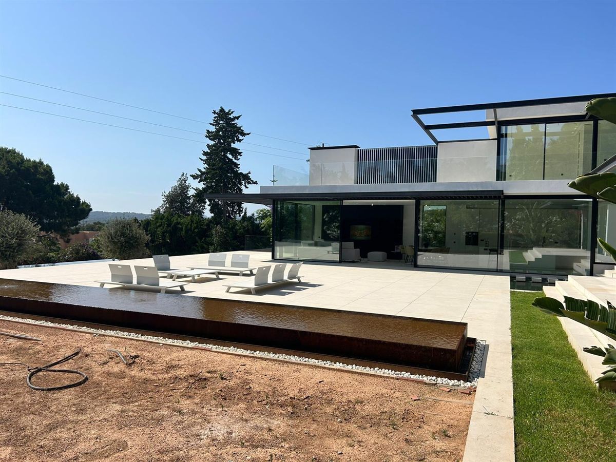 New 4-Bedroom Villa in Exclusive Ibiza - A Modern Luxury Retreat in Jesus
