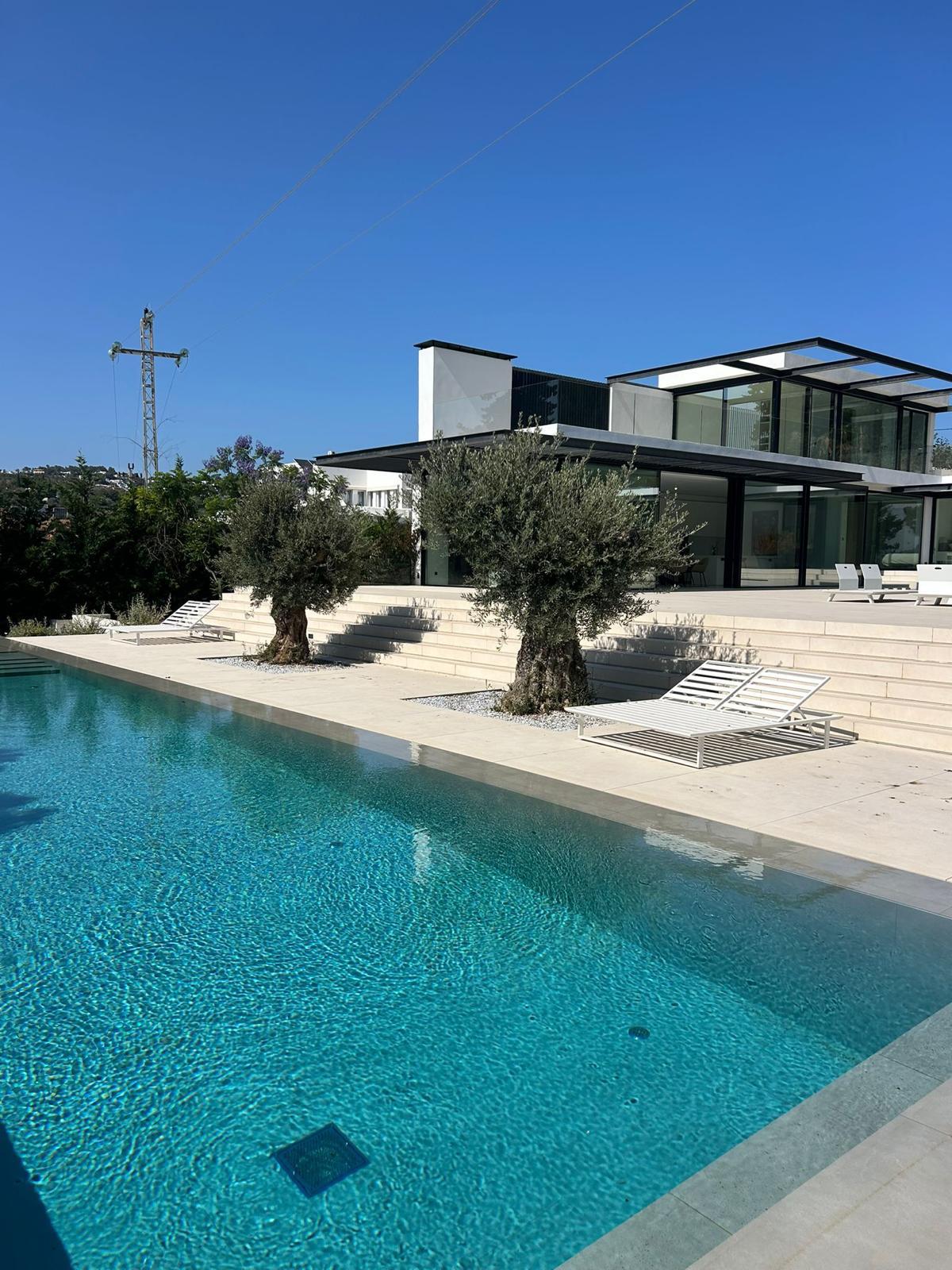 New 4-Bedroom Villa in Exclusive Ibiza - A Modern Luxury Retreat in Jesus