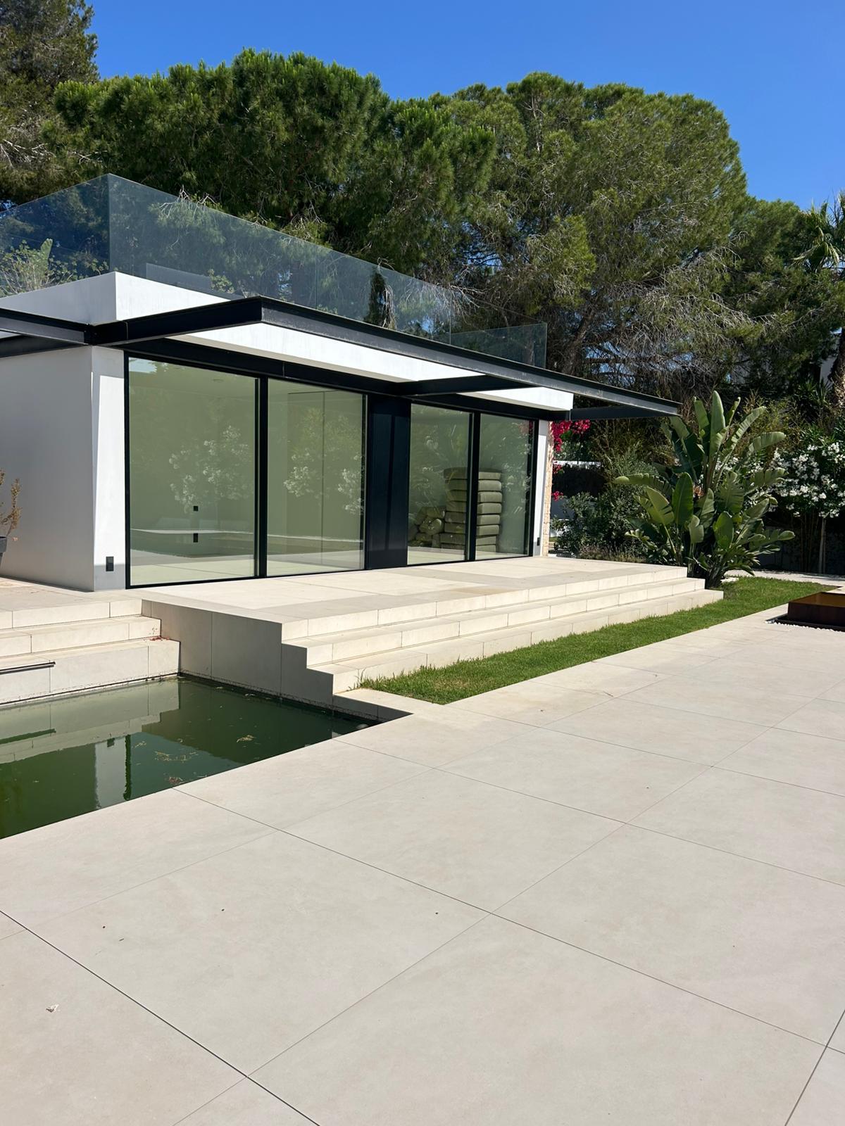 New 4-Bedroom Villa in Exclusive Ibiza - A Modern Luxury Retreat in Jesus