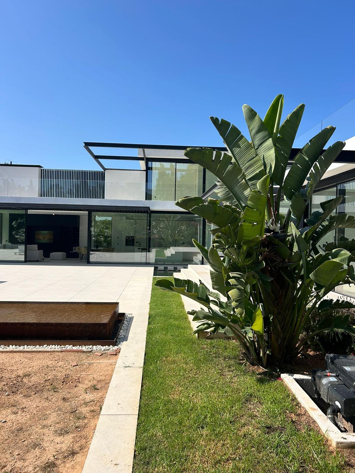New 4-Bedroom Villa in Exclusive Ibiza - A Modern Luxury Retreat in Jesus