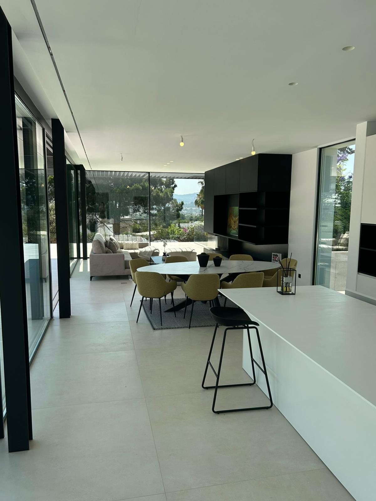 New 4-Bedroom Villa in Exclusive Ibiza - A Modern Luxury Retreat in Jesus