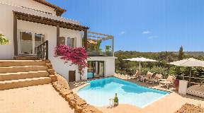 Luxury Villa with Panoramic Views in Can Furnet