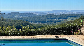 Authentic Ibicencan Finca with Panoramic Views and Exceptional Potential