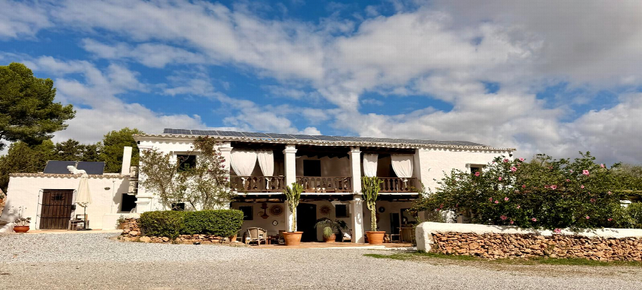 Authentic Ibizan Finca from 1906 on 11,000 m² of Land