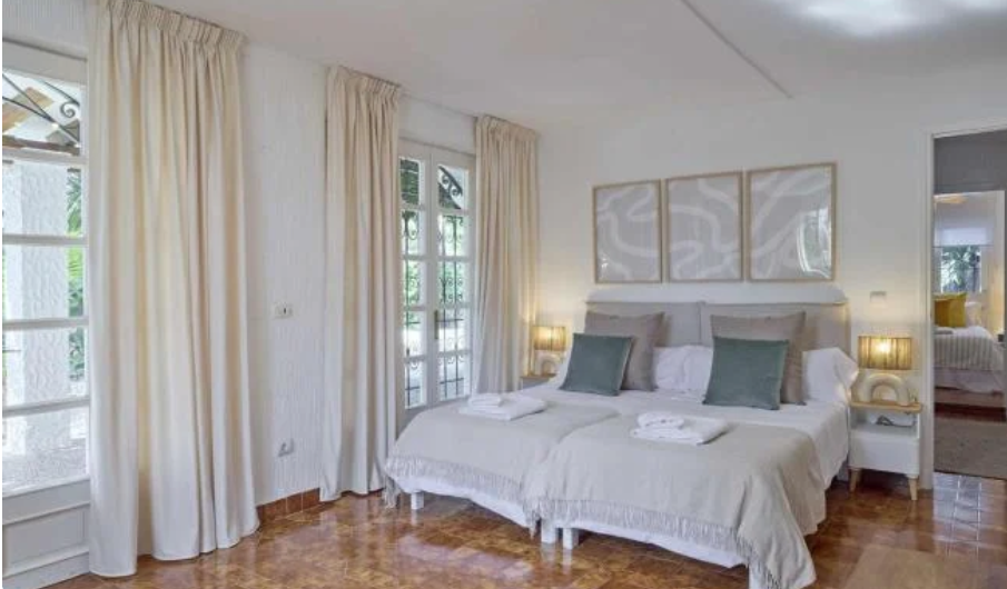 Villa in a quiet residential area of Playa den Bossa