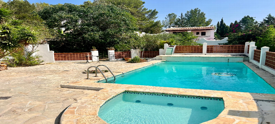 Charming Finca for Annual Rental in San Juan