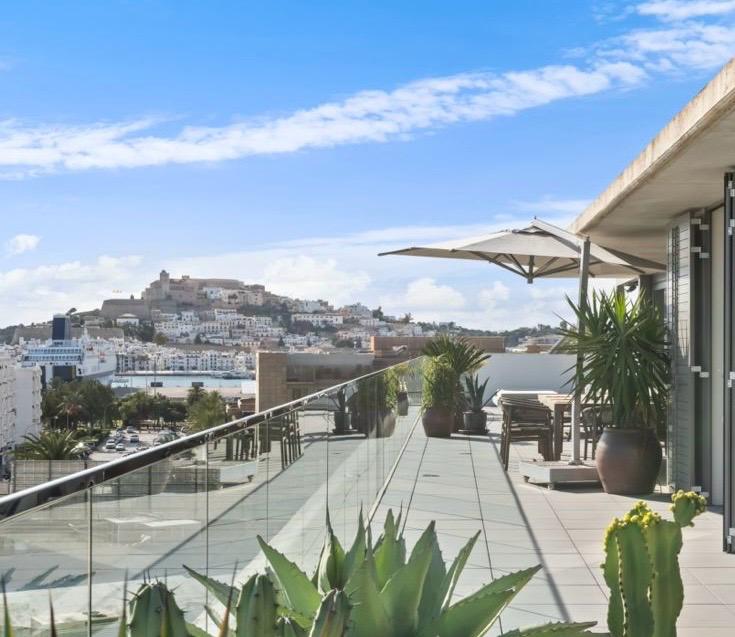 Exclusive Marina Botafoch Apartment with Panoramic Sea Views