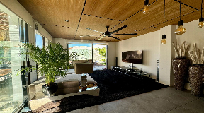 Exclusive apartment with contemporary design in San Josep