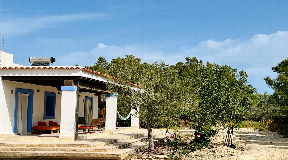 Exclusive house for annual rent between San Lorenzo and San Juan