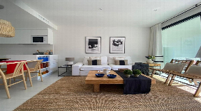 Exquisite New Apartment with Private Garden in Sant Antonio