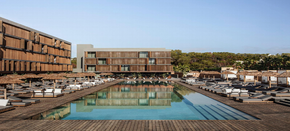 Five-star hotel in Cala Gració