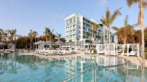 Five-star hotel in Cala Nova