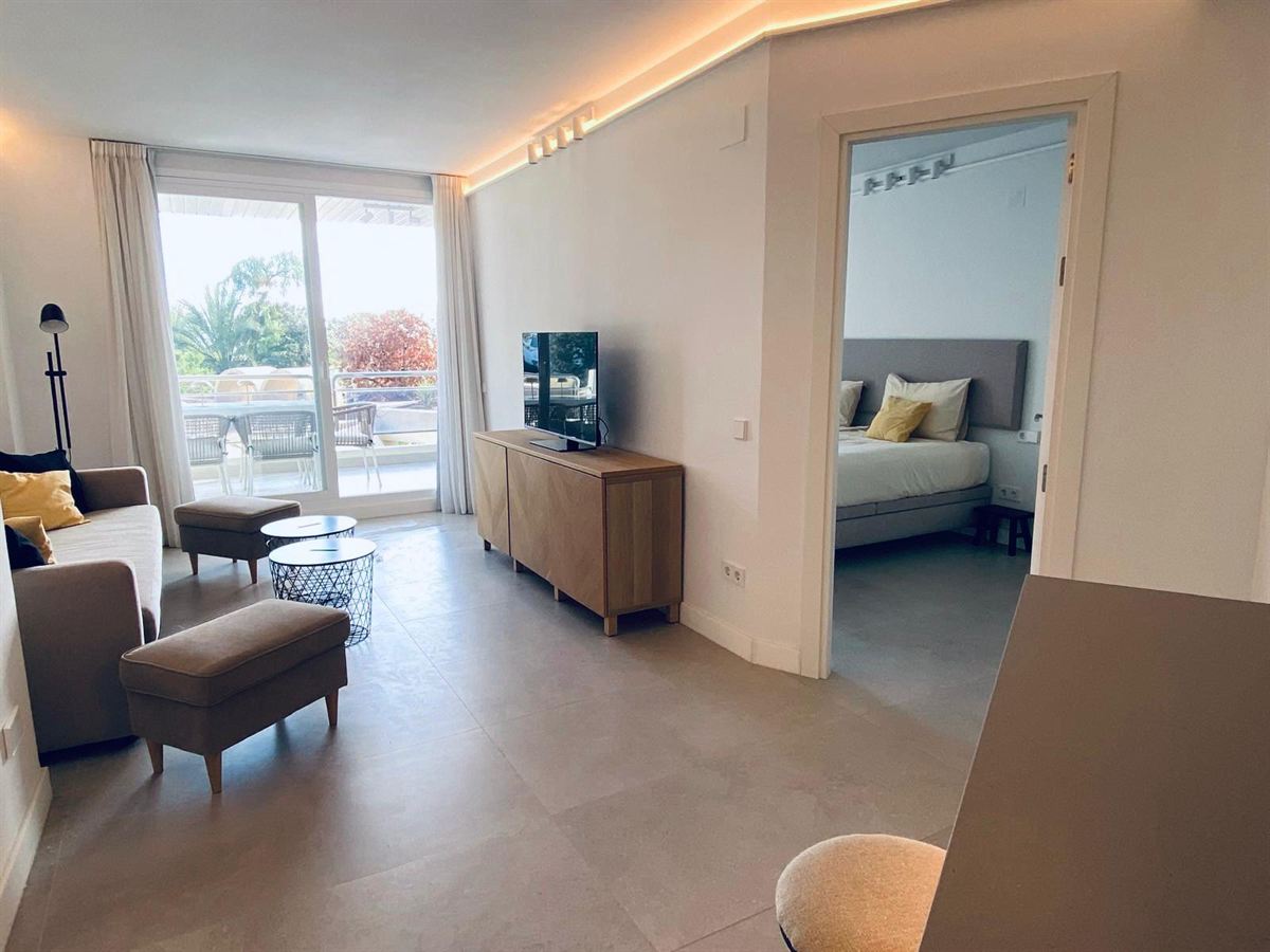 Exclusive opportunity in Marina Botafoch - two turnkey apartments