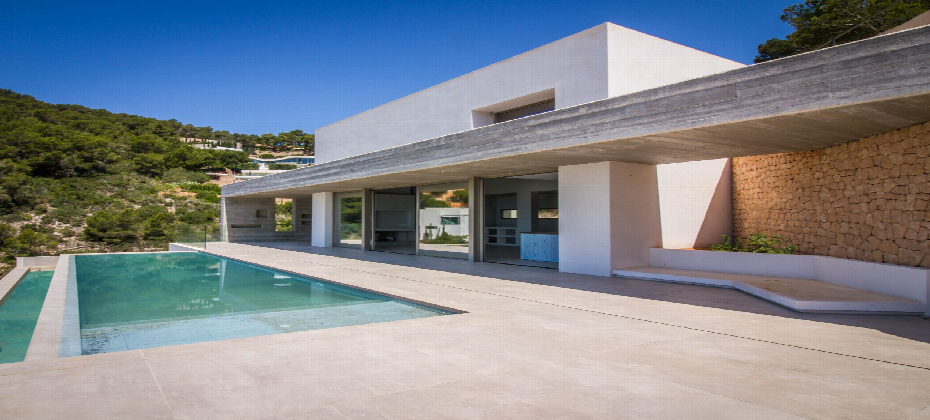 Modern Sea-View Villa in Roca Llisa