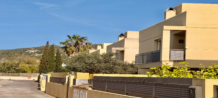 Semi-detached house with garden for sale in Jesús