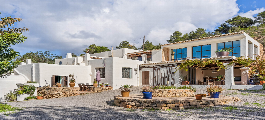 Authentic Historic Finca nestled on the slopes of Sa Talaia