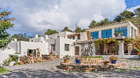 Authentic Historic Finca nestled on the slopes of Sa Talaia