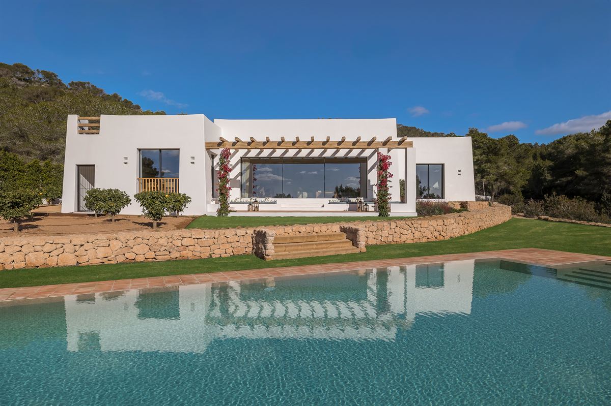 Blakstad finca in ibiza hills with sea views