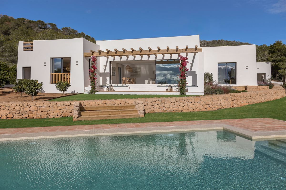 Blakstad finca in ibiza hills with sea views