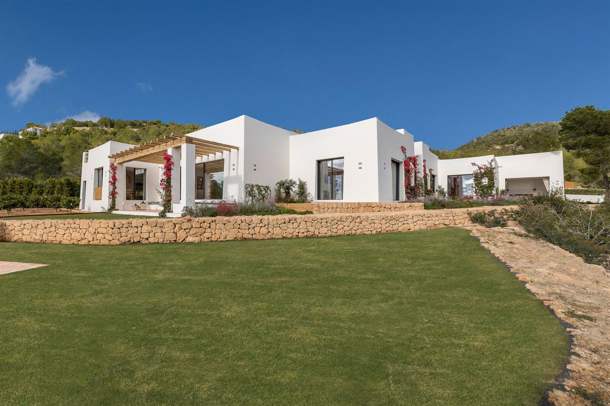 Blakstad finca in ibiza hills with sea views