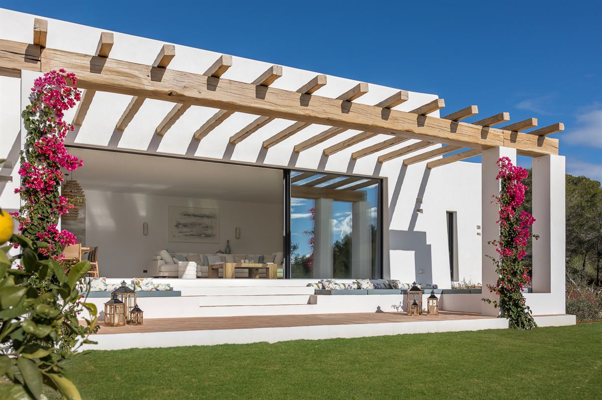 Blakstad finca in ibiza hills with sea views