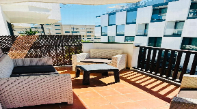 Stylish and Bright Apartment in Marina Botafoch for sale