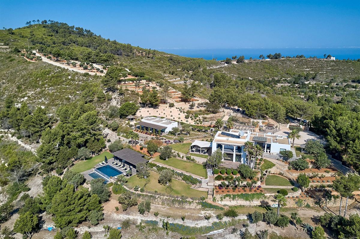 Stunning Estate in San Juan with Panoramic Views