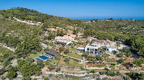 Stunning Estate in San Juan with Panoramic Views