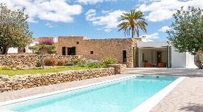 500-Year-Old Finca in San Mateo, Ibiza