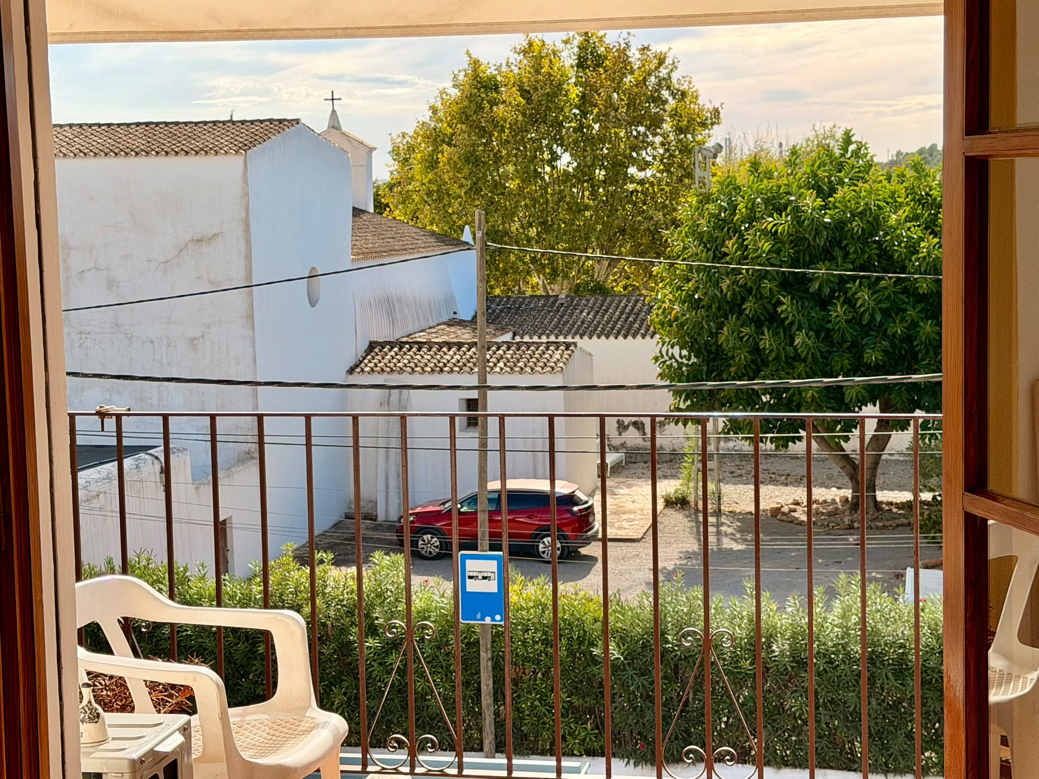 Two-Bedroom Apartment Overlooking the Church of Jesús
